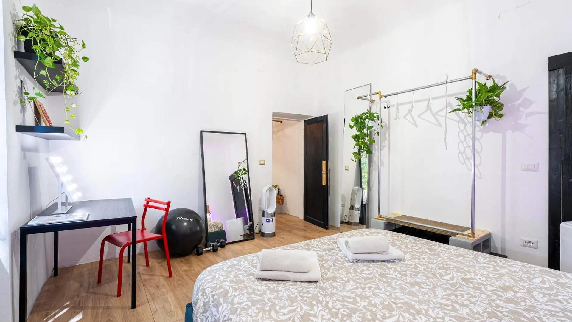 Lovely Apartment 10 Min Dal Centro E Piazzale Michelangelo Florence 0*,  Italy